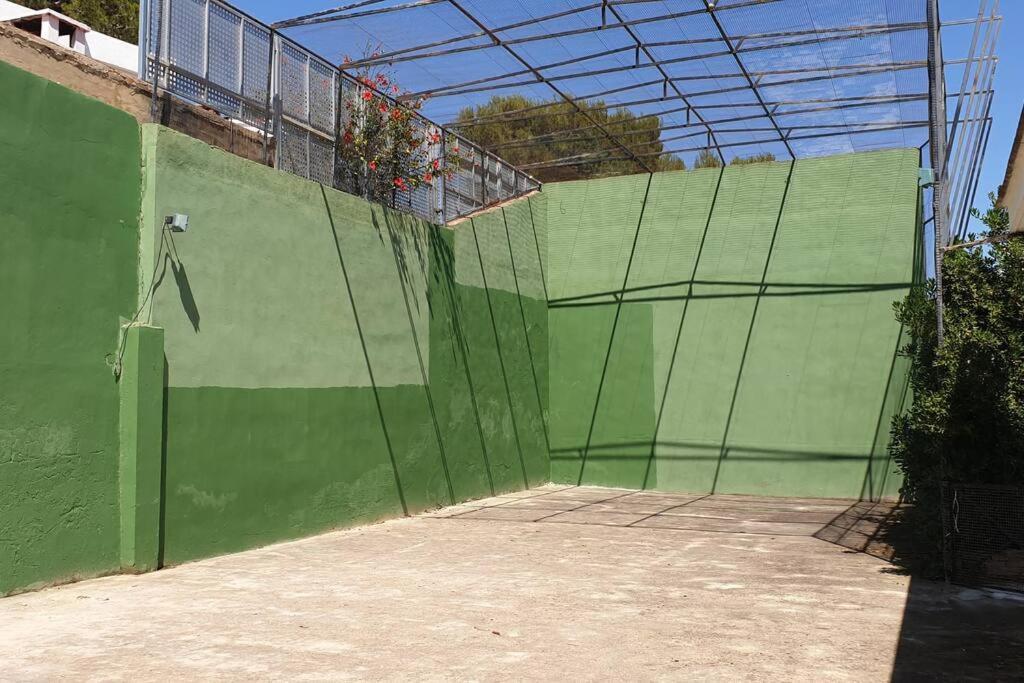 Chalet Rustico Con Piscina Y Barbacoa, Valencia トレント エクステリア 写真
