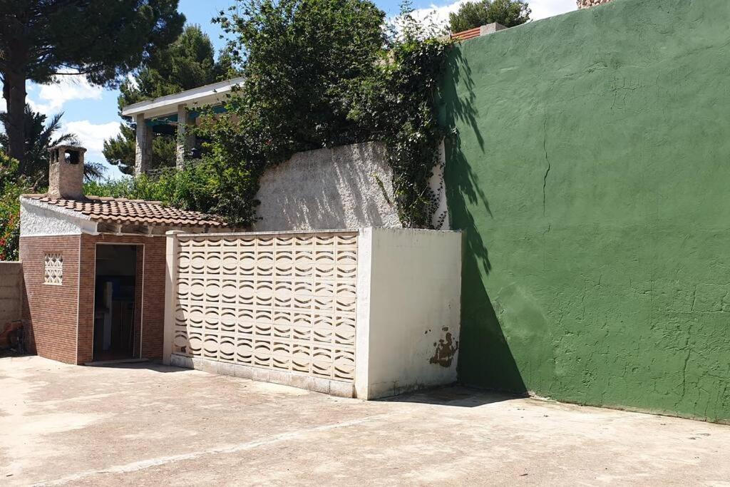 Chalet Rustico Con Piscina Y Barbacoa, Valencia トレント エクステリア 写真